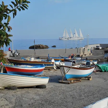 Alojamento de Acomodação e Pequeno-almoço Accademia 3*